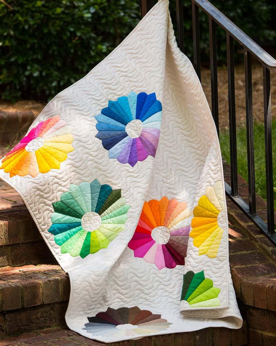 Color Spoken Here Free Pattern Download Batiks Etcetera & Sew What